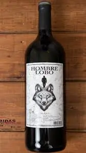 Vino tinto en botellón Hombre Lobo 1125 cc